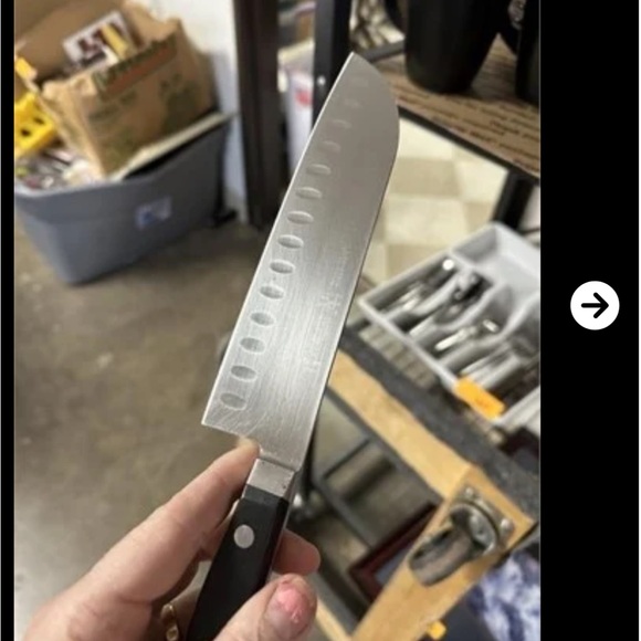 Henckles Knife Set 9 knives, scissors & Block - Picture 2 of 4